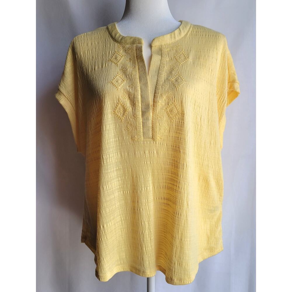 NWT Cable & Gauge Popcorn Yellow Embroidered V-Neck Top Size XL Boho Textured - Picture 2 of 16